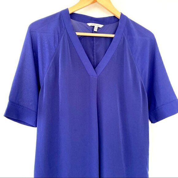 Calvin Klein top with v-neck and raglan sleeves - Picture 4 of 11